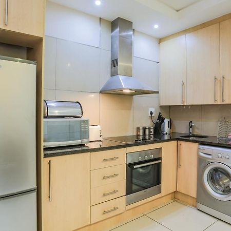 Sandton Serviced Apartments@Hydro Йоханесбург Екстериор снимка