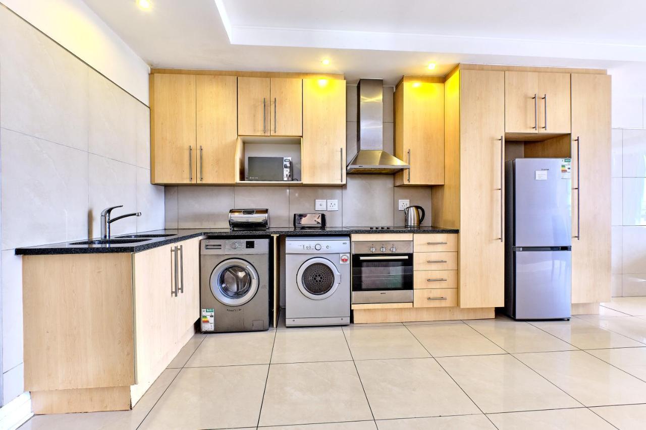 Sandton Serviced Apartments@Hydro Йоханесбург Екстериор снимка